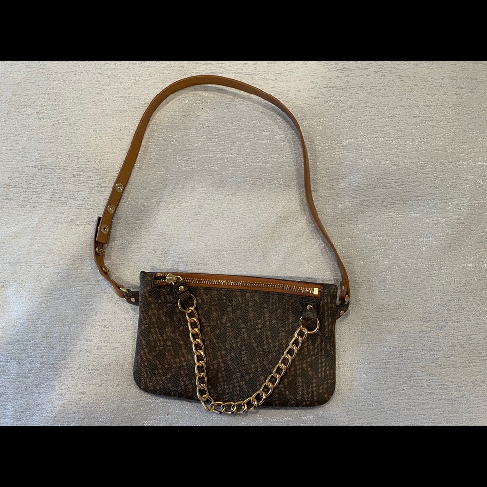 Authentic Michael Kors Fanny pack
